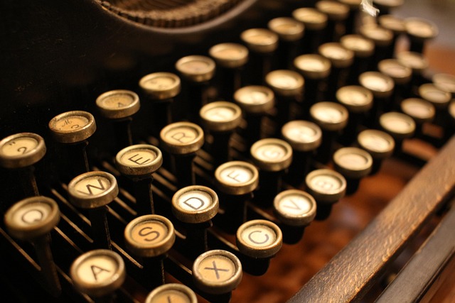 Psací stroj keyboard, typewriter, antiquity, old, rarity, typewriter, typewriter, typewriter, typewriter, typewriter